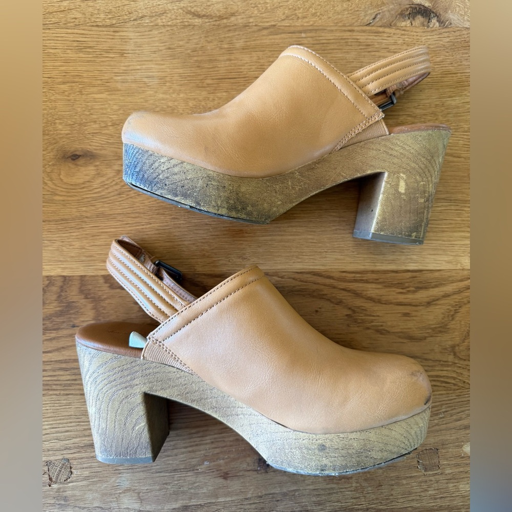 Tan wood clog heels with back strap size 8.5